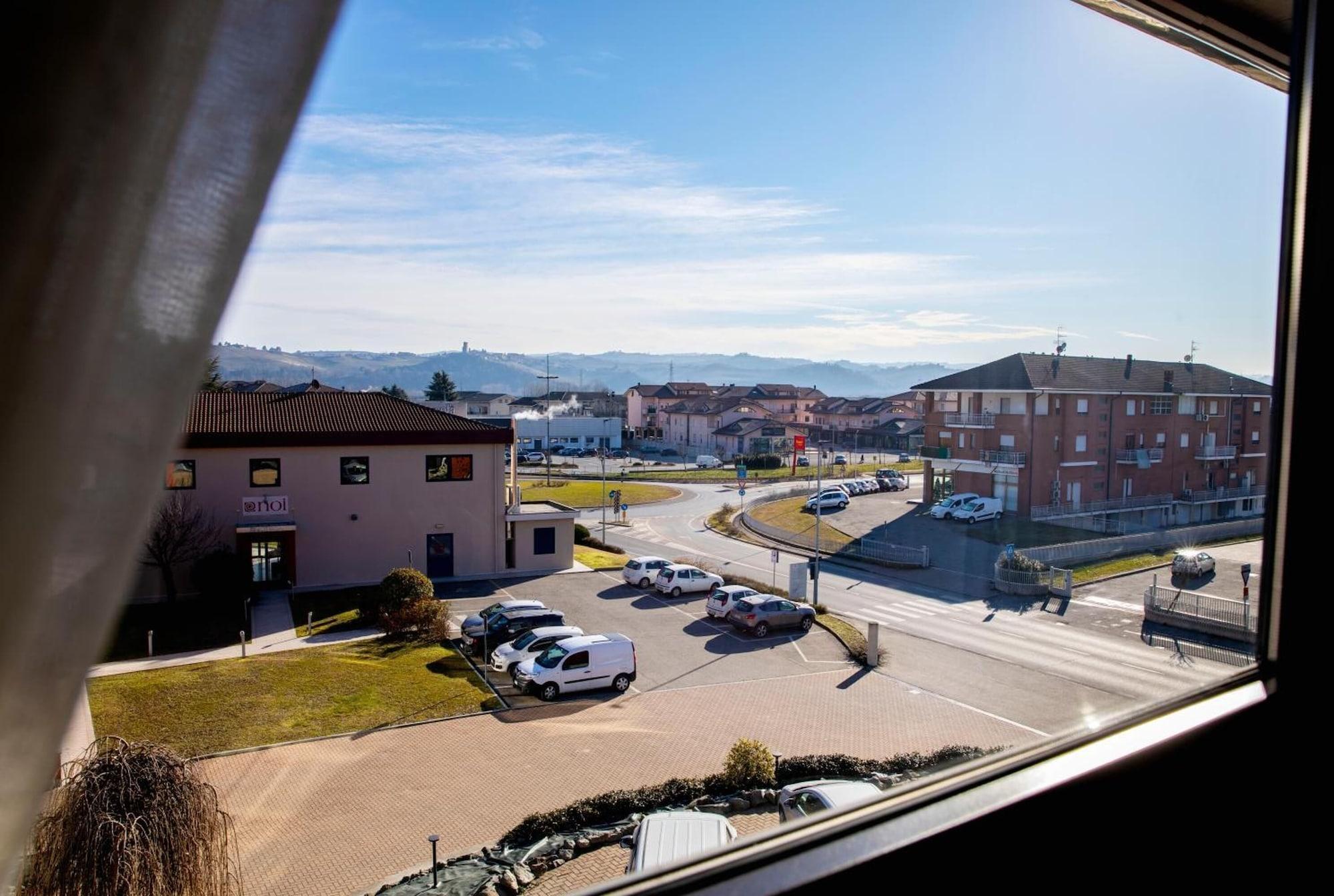 Castahotel Castagnito Kültér fotó